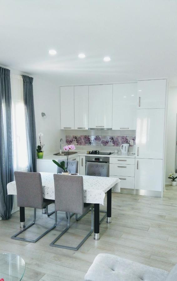 Apartment Davorka Makarska Zewnętrze zdjęcie